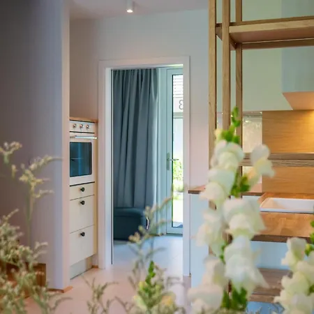 W Willi Z Sauna I Ogrodem Surfingbird *